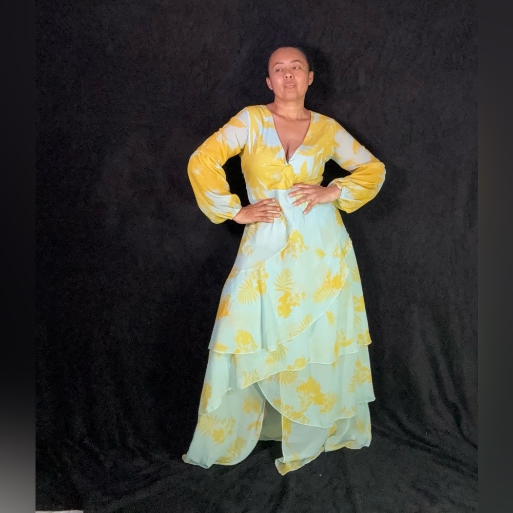 Elegant Yellow and Blue Long Sleeve Dress
